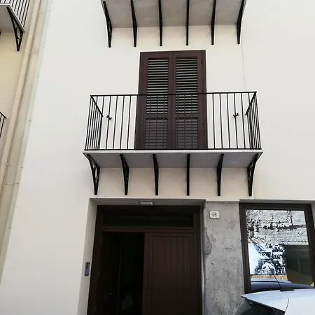 Cassari Maisons